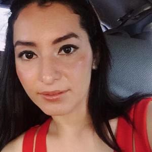 Meet your Posher, Dani